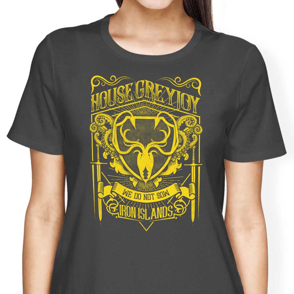 Retro Kraken Women's Fashionable Apparel Collection