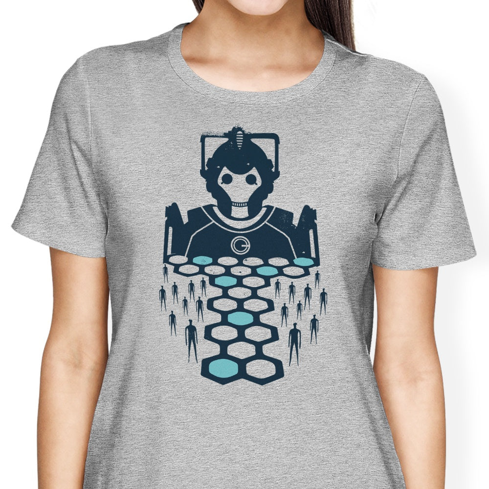 Risa Rodil's Upgrade or Delete Collection - Women's Fashionable T-Shirts