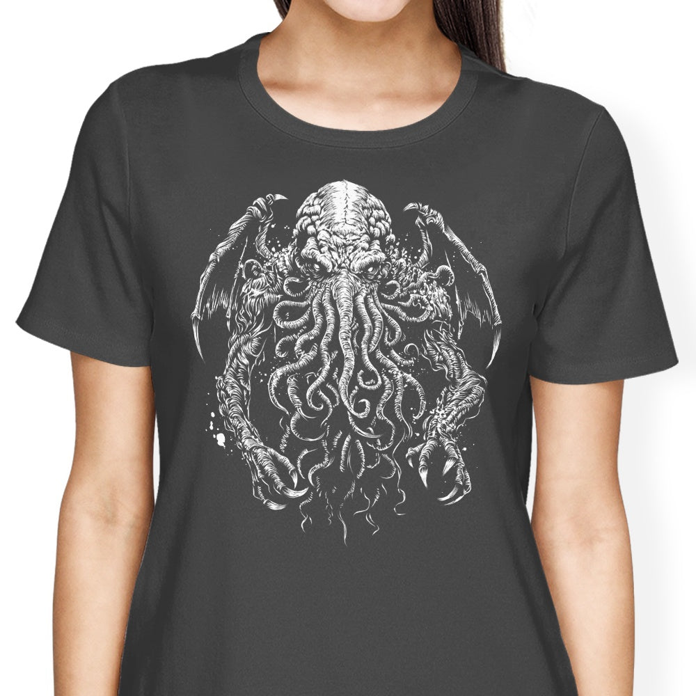 Behind the Shadows - A Diverse Collection of Women's Fashion Apparel