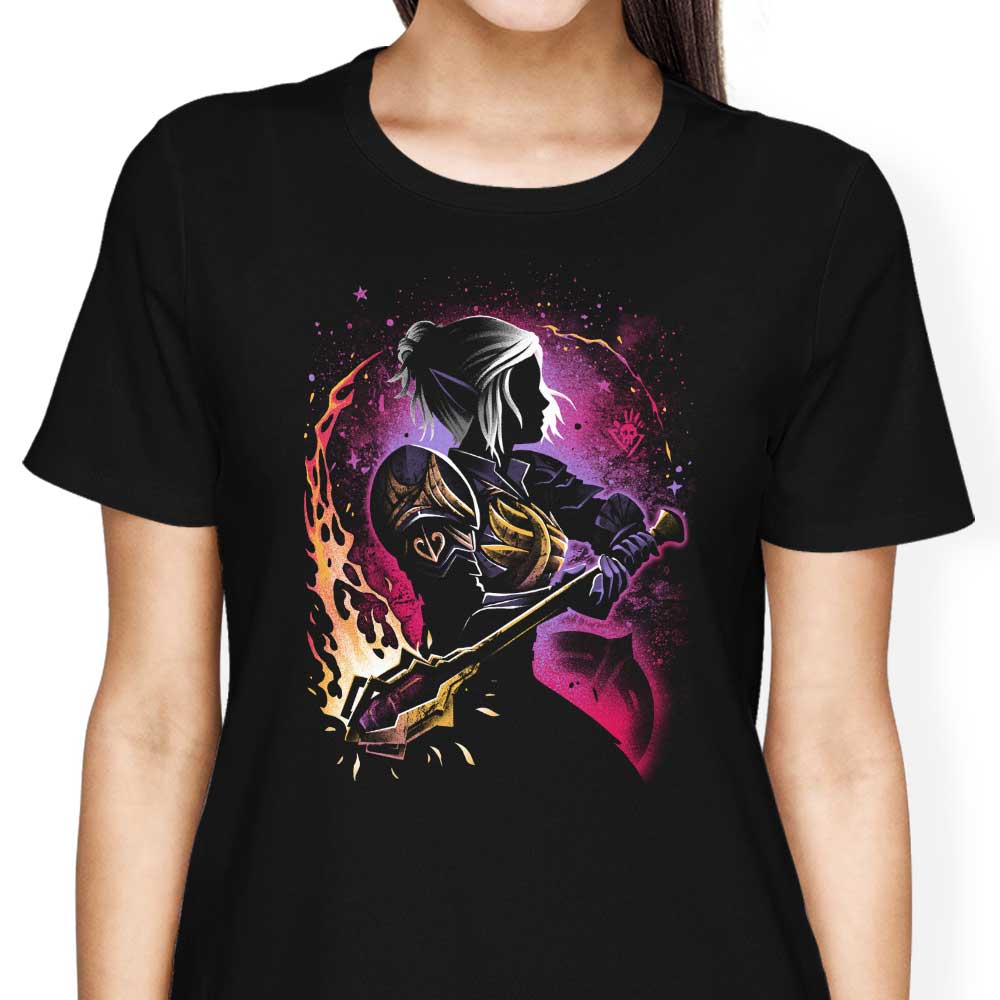 Absolute Paladin - Stylish Women's Apparel Collection