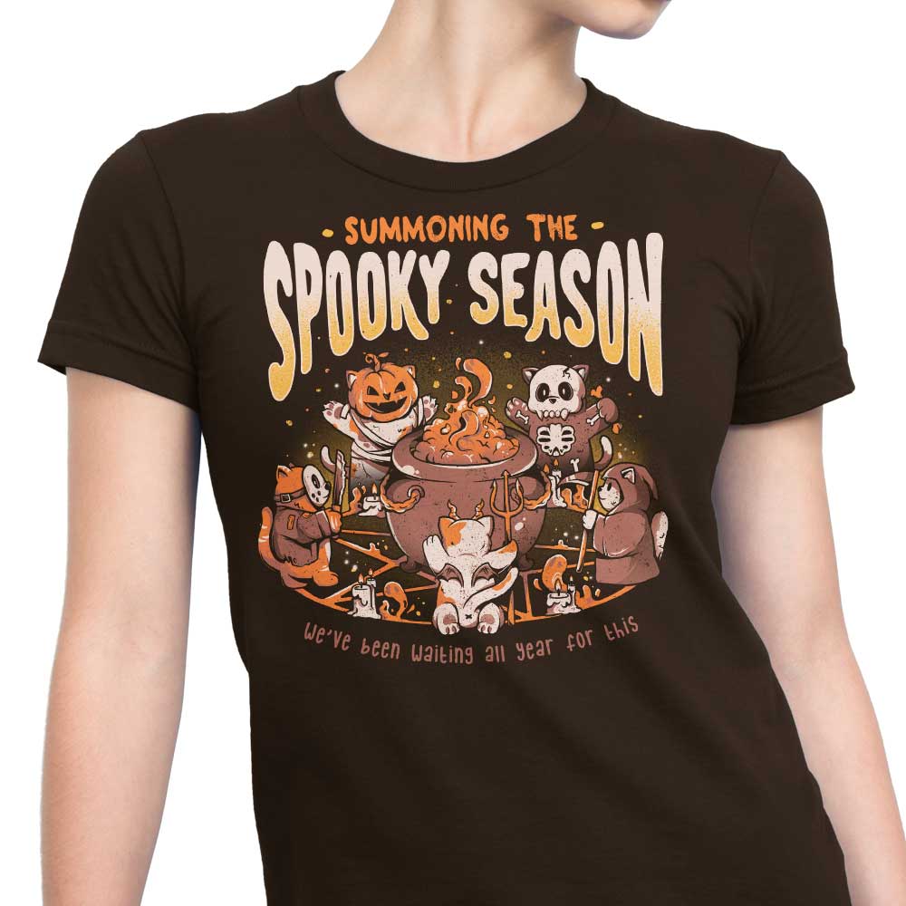 Women's Apparel for Summoning the Enchanting Spooky Season