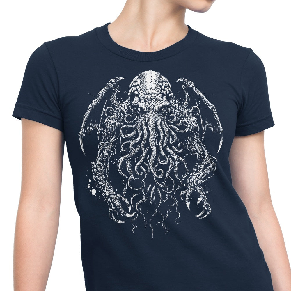 Behind the Shadows - A Diverse Collection of Women's Fashion Apparel