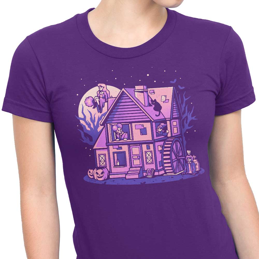 Salem House Women's Clothing - T-Shirts and Premium T-Shirts