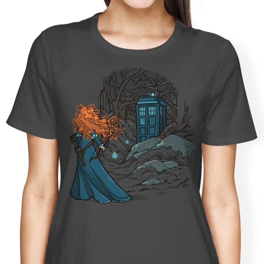 Karen Hallion's Follow Your Fate - Stylish Women's Apparel Collection
