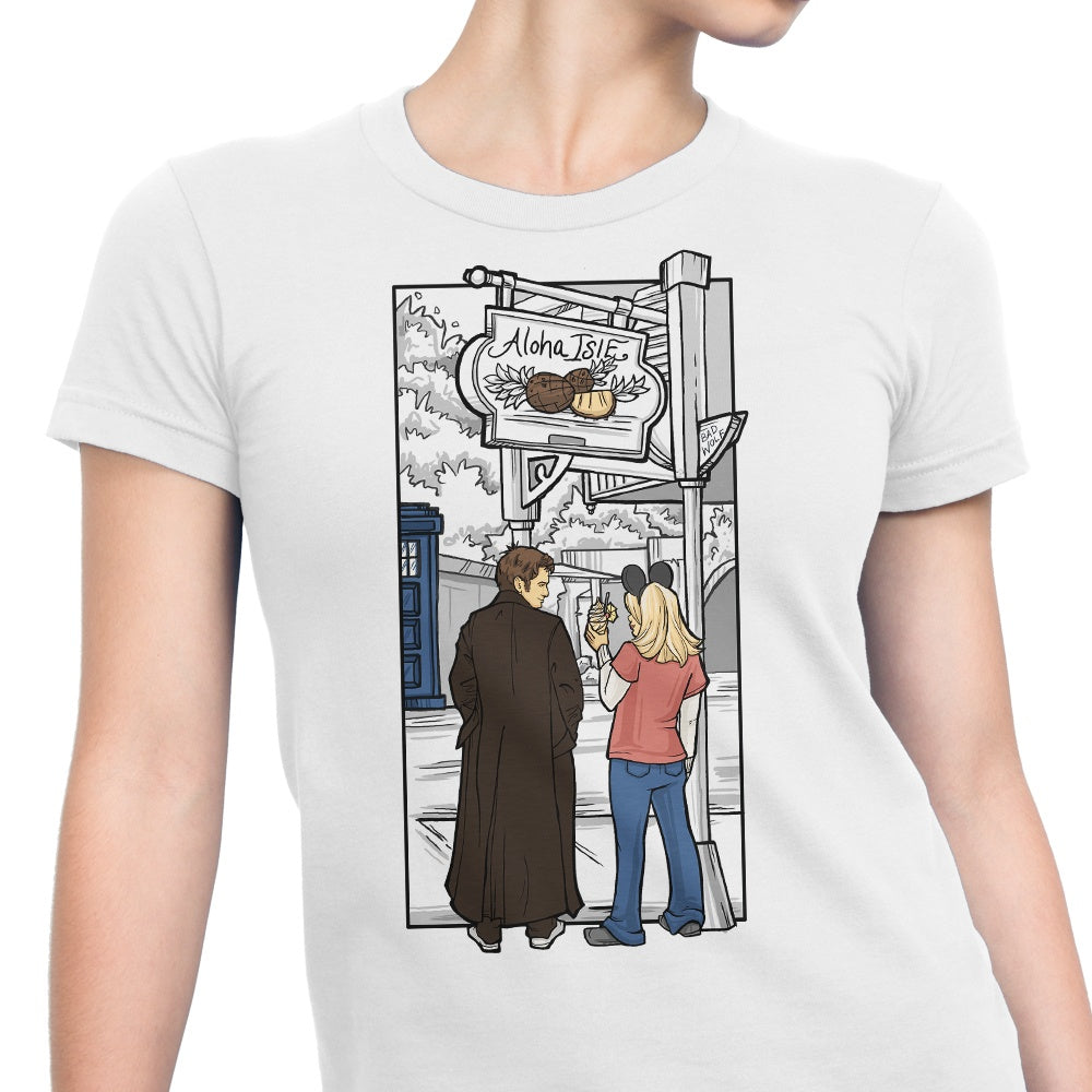 Karen Hallion's Side Trip - Stylish Women's Apparel T-Shirts