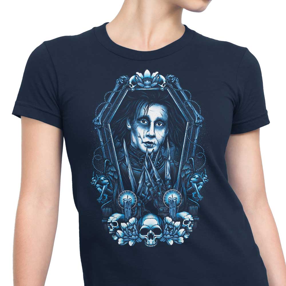 Glitchygorilla Framed Scissors Women's Stylish T-Shirts in Various Sizes
