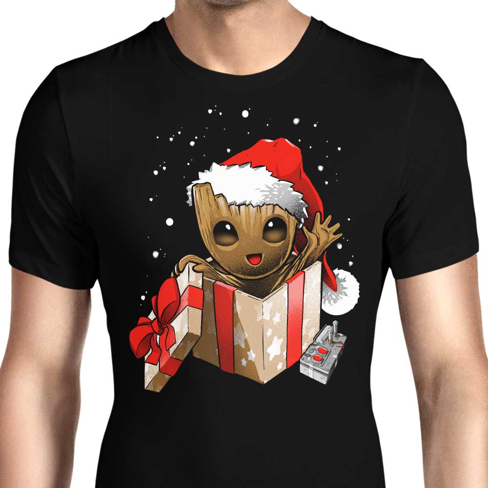 Alemaglia's 'I Am Christmas' Stylish Men's Apparel