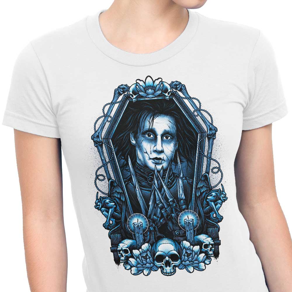 Glitchygorilla Framed Scissors Women's Stylish T-Shirts in Various Sizes