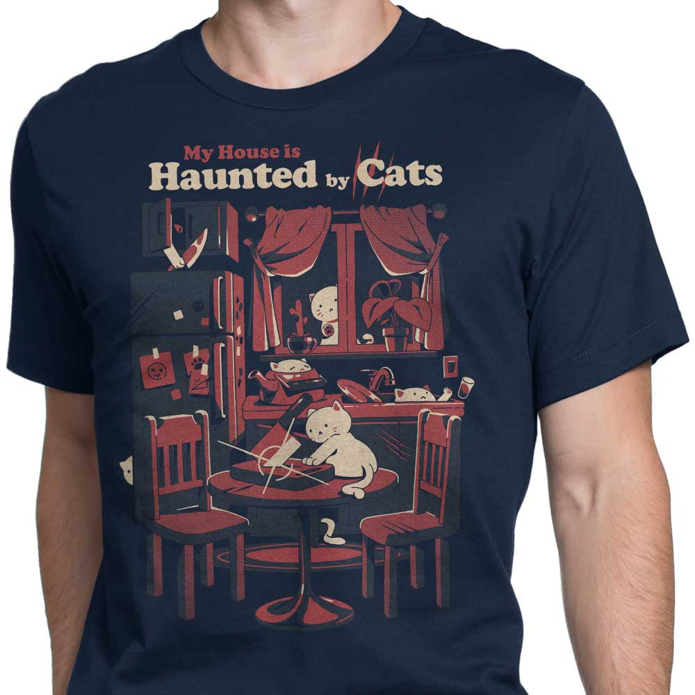 Ilustrata's Cat-Themed Men's Apparel: T-Shirts in Various Sizes