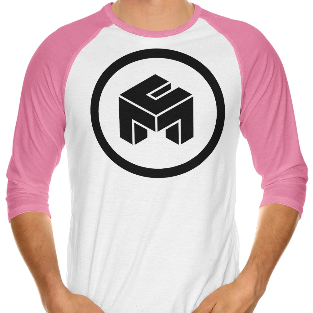 MissClick 3/4 Sleeve Raglan Logo T-Shirt - A Stylish Choice