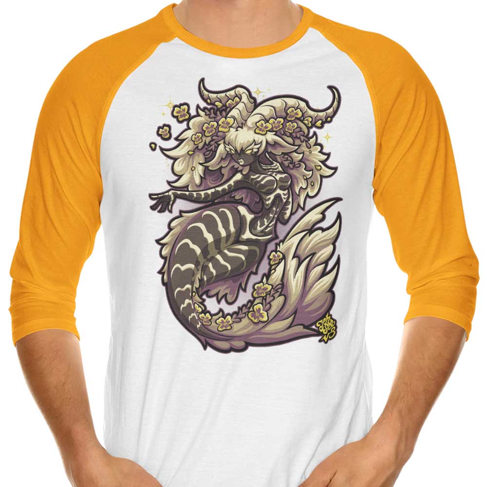 Capricorn Style Three - Quarter Sleeve Raglan Casual T - Shirt